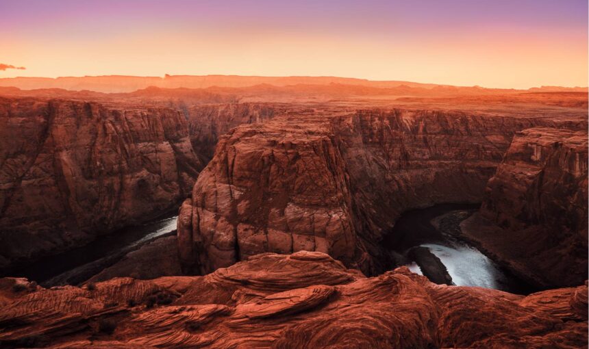Visita il Grand Canyon: guida completa per un viaggio epico
