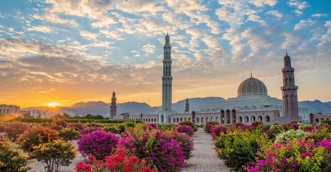 Ramadan in Oman nel 2026: Cosa Sapere per Viaggiare nel Mese Sacro