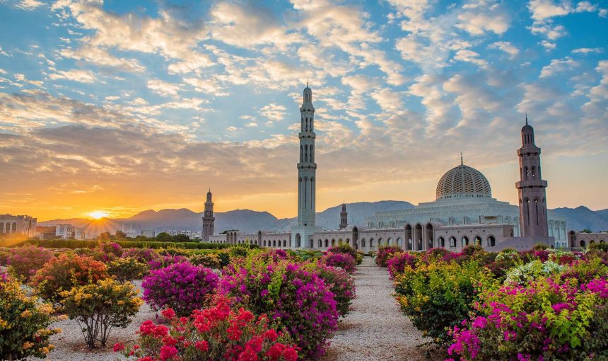 Ramadan in Oman nel 2026: Cosa Sapere per Viaggiare nel Mese Sacro
